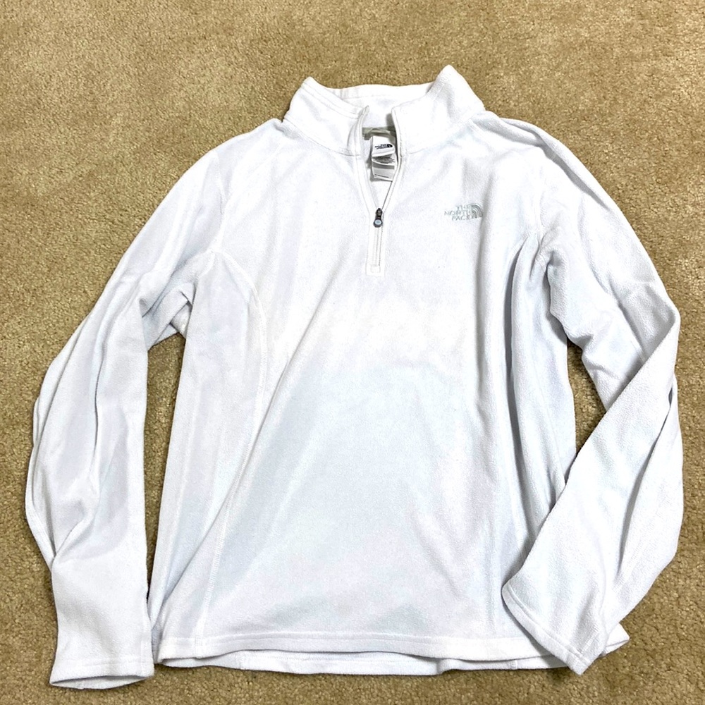 The North Face 1/4 zip fleece long sleeve L